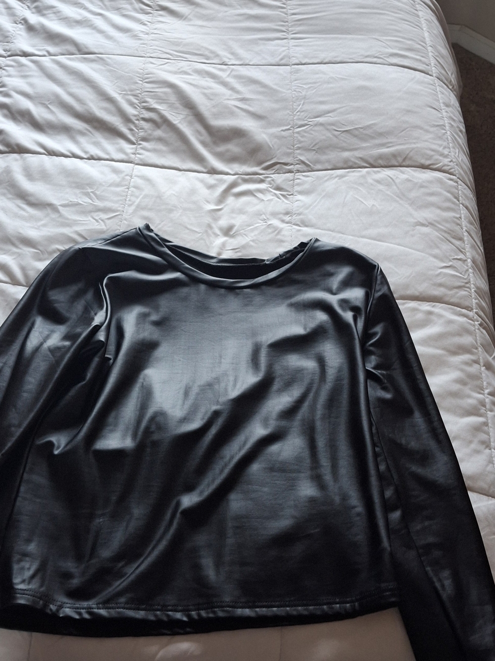 Source Unknown Black Faux Leather Long Sleeve Top